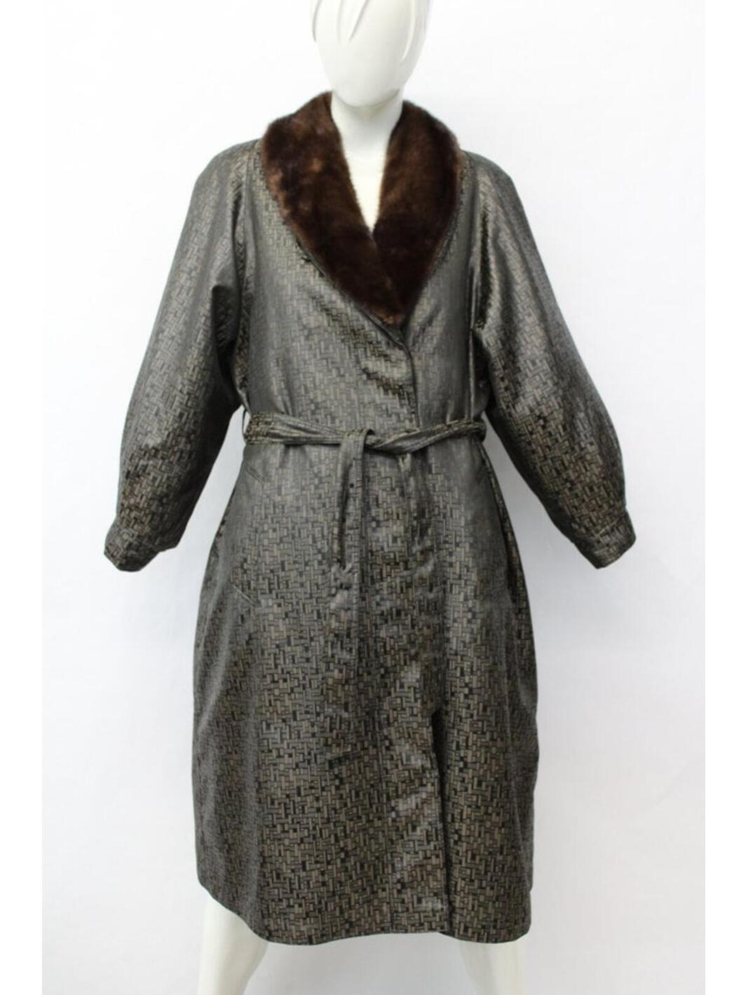 Excellent Sheared Nutria Fur Raincoat Coat Jacket Women Woman Size 6 Small
